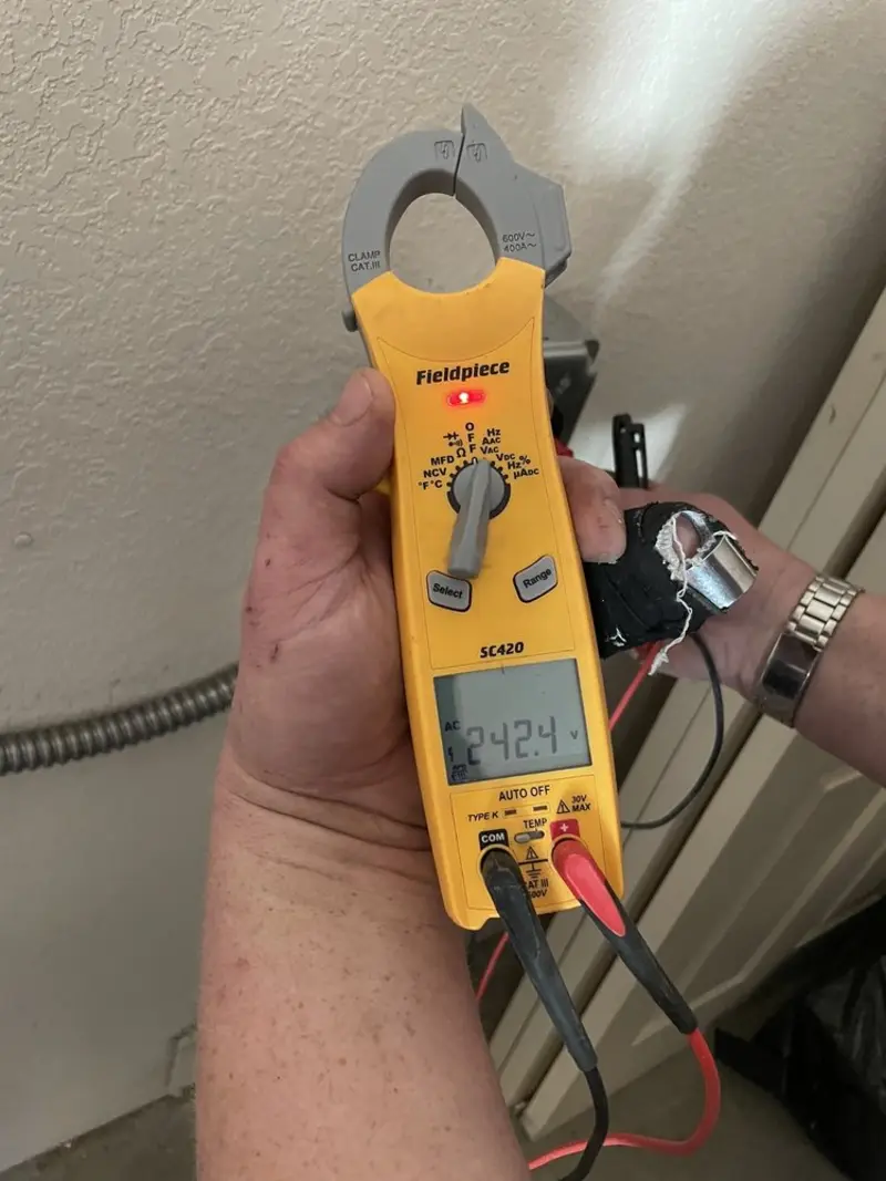 Voltage testing with clamp meter during Generator Installation in Armada